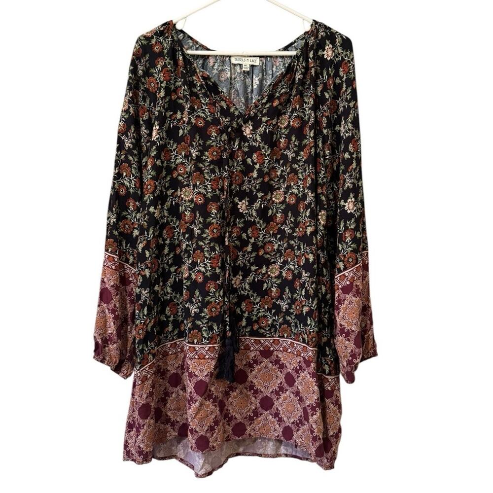 Tassels‎ N Lace Women Sz ML Boho Tunic Style Dress V Neck Tassels Floral Western